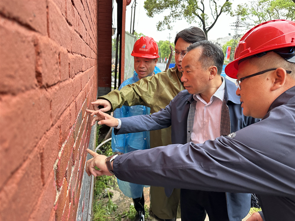 4月3日，衡阳国投党委书记张雨民调研建湘工业文化街区项目_600.jpg